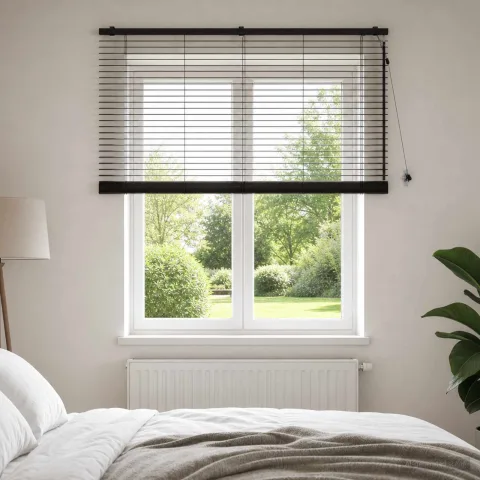 vidaXL Jaluzea venetiană Maro închis 155 x 130 cm 35 mm
