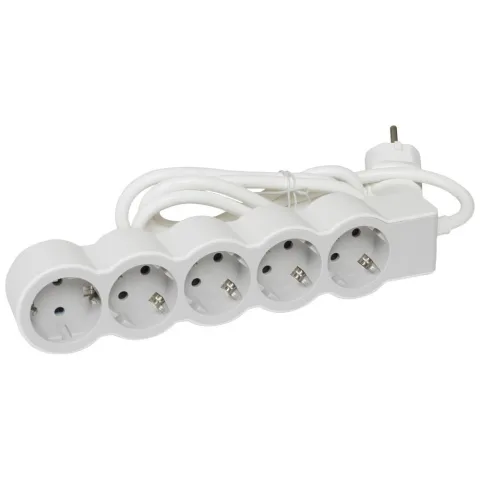Prelungitor 5 prize 1.5m cu CP Legrand 694555