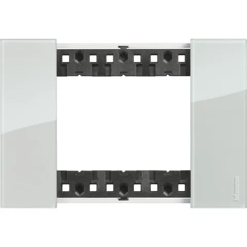 Rama ornament 3 module Bticino Living Now KA4803DA, sky