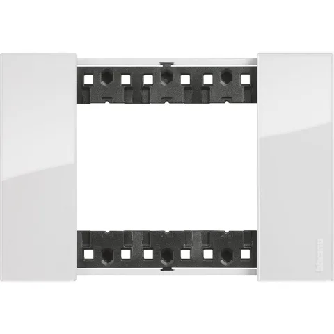 Rama ornament 3 module Bticino Living Now KA4803DW, ice